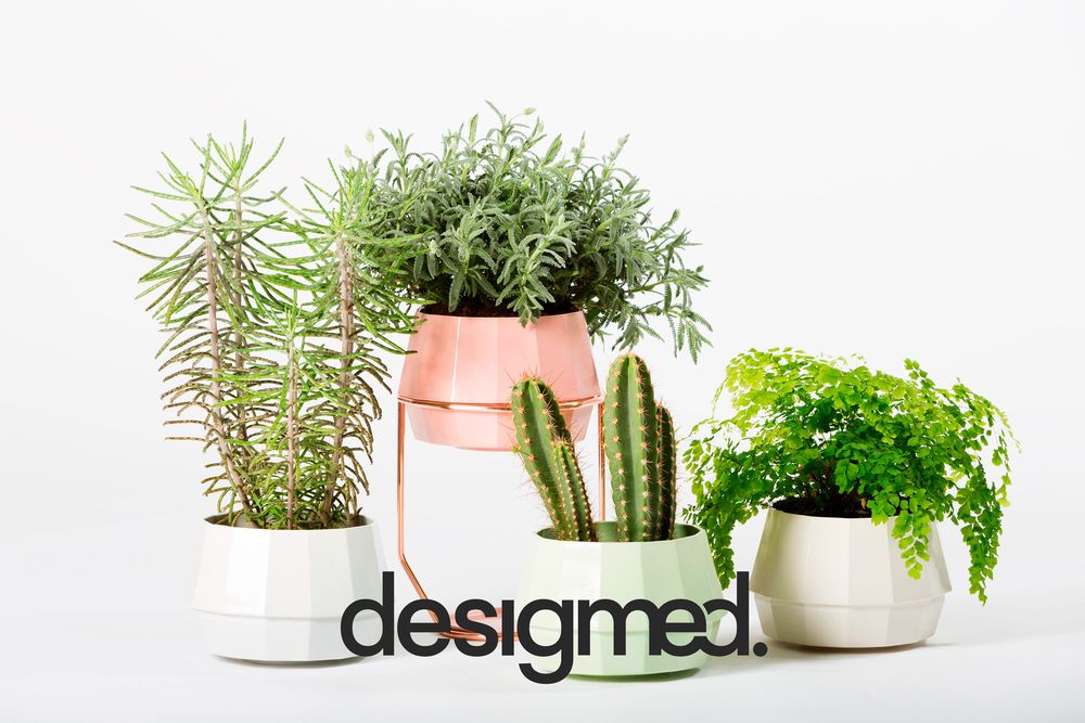 Desigmed — Mediterranean Independent Designers (direcció d’art, disseny gràfic, identitat), per DOMO-A | Direcció d’art i disseny gràfic, Barcelona