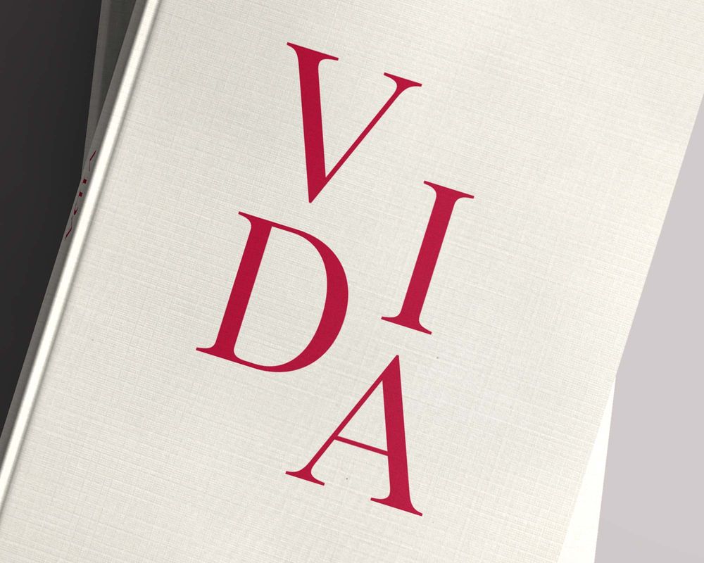 Vida (direcció d’art, disseny gràfic, editorial, print), per DOMO-A | Direcció d’art i disseny gràfic, Barcelona