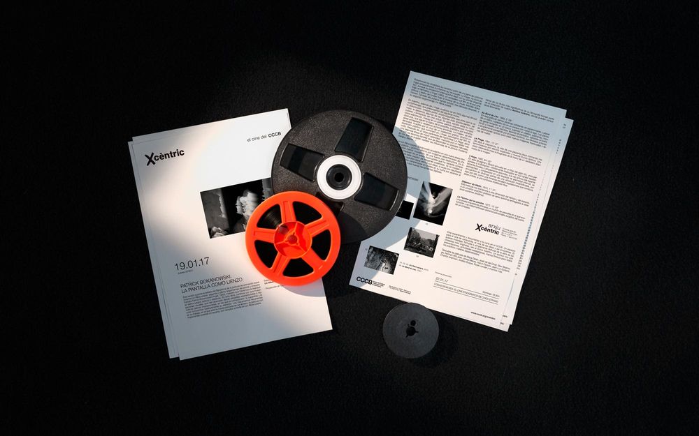 Xcèntric (direcció d’art, disseny gràfic, identitat, art i cultura, sector públic, print, web), per DOMO-A | Direcció d’art i disseny gràfic, Barcelona